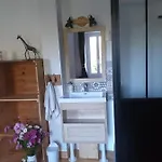 Chez Celine Et Philippe Atelier Dans Propriete De Charme Avec Piscine