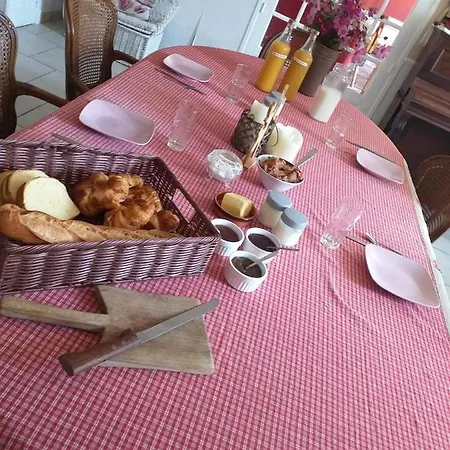 Chez Celine Et Philippe Atelier Dans Propriete De Charme Avec Piscine * Le Fossat